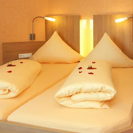 Mohren מלון הגנאו